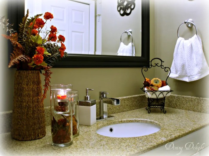 Bathroom fall decor ideas