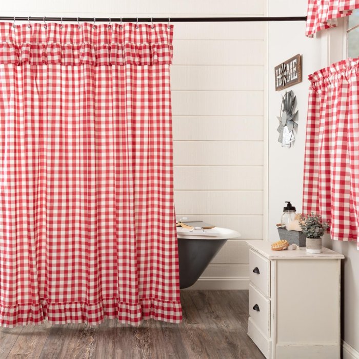 Buffalo plaid bathroom decor