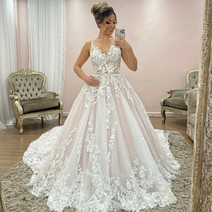 Ball gown lace wedding dress