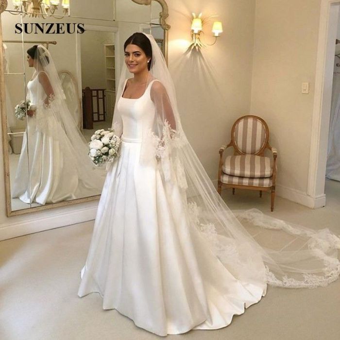 A line square neck wedding dress