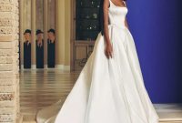 A line square neck wedding dress